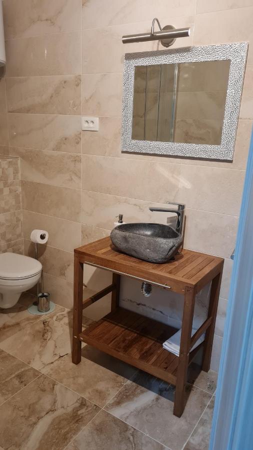Apartments Prizmic Подстрана Екстериор снимка