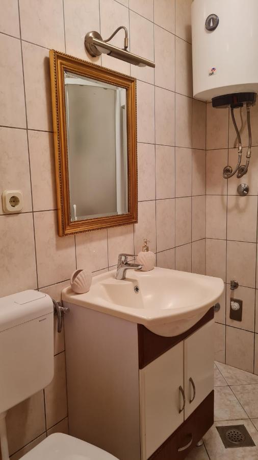 Apartments Prizmic Подстрана Екстериор снимка