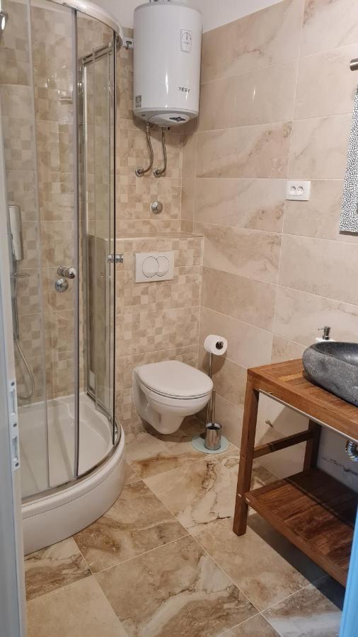 Apartments Prizmic Подстрана Екстериор снимка